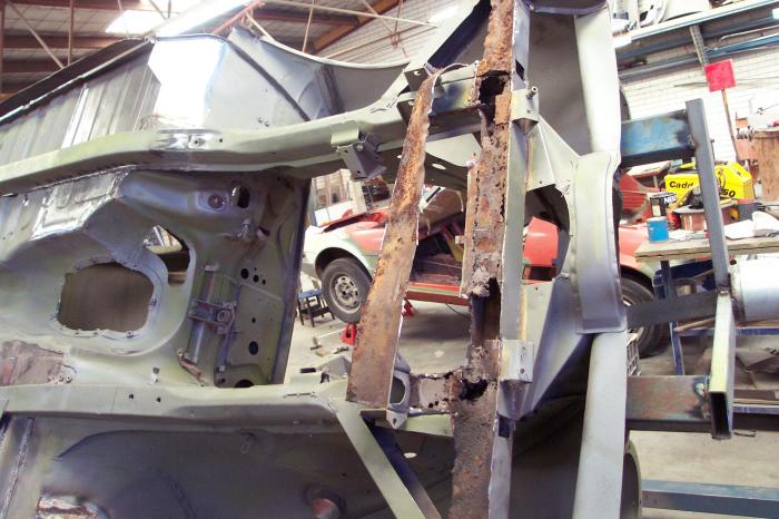 Jaguar-Mark-2-sandblasting-vehicle-rotiserrie-rust-repairs-vehicle-restoration-panel-fabrication-custom-built-classic-cars-automotive-restoration-vintage-car-restoration-auto-rust-autoresto.com.au