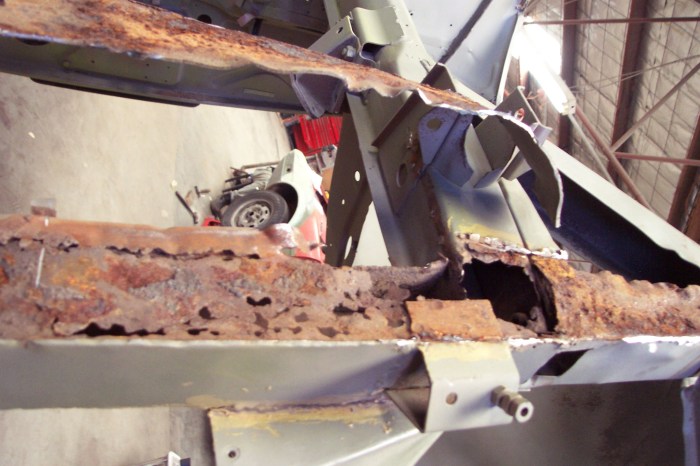 Jaguar-Mark-2-sandblasting-vehicle-rotiserrie-rust-repairs-vehicle-restoration-panel-fabrication-custom-built-classic-cars-automotive-restoration-vintage-car-restoration-auto-rust-autoresto.com.au