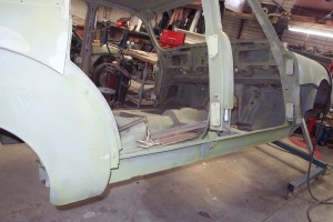 Jaguar-Mark-2-sandblasting-vehicle-rotiserrie-rust-repairs-vehicle-restoration-panel-fabrication-custom-built-classic-cars-automotive-restoration-vintage-car-restoration-auto-rust-autoresto.com.au
