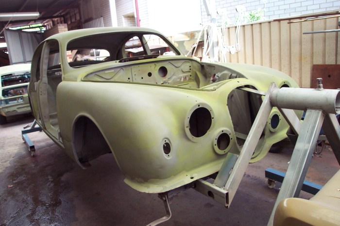 Jaguar-Mark-2-sandblasting-vehicle-rotiserrie-rust-repairs-vehicle-restoration-panel-fabrication-custom-built-classic-cars-automotive-restoration-vintage-car-restoration-auto-rust-autoresto.com.au